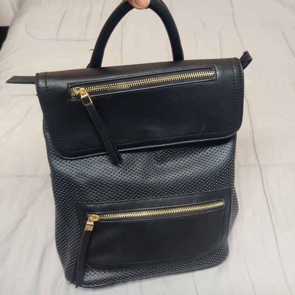Girlish Black Leather Bag - Picture 3 of 7